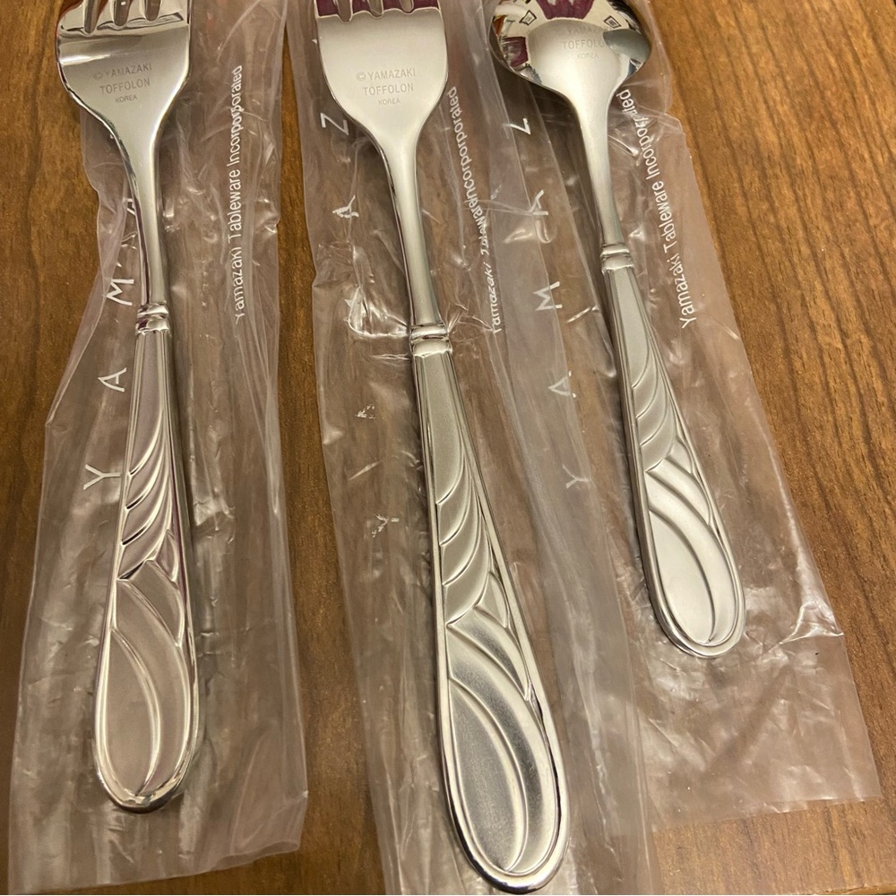 Yamazaki Mistral Ice Design by Toffolon 3 Piece Stainless Flatware Set - Picture 5 of 5
